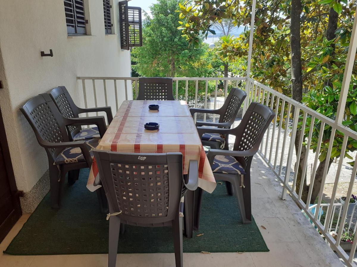 Apartment Simunec Malinska Luaran gambar