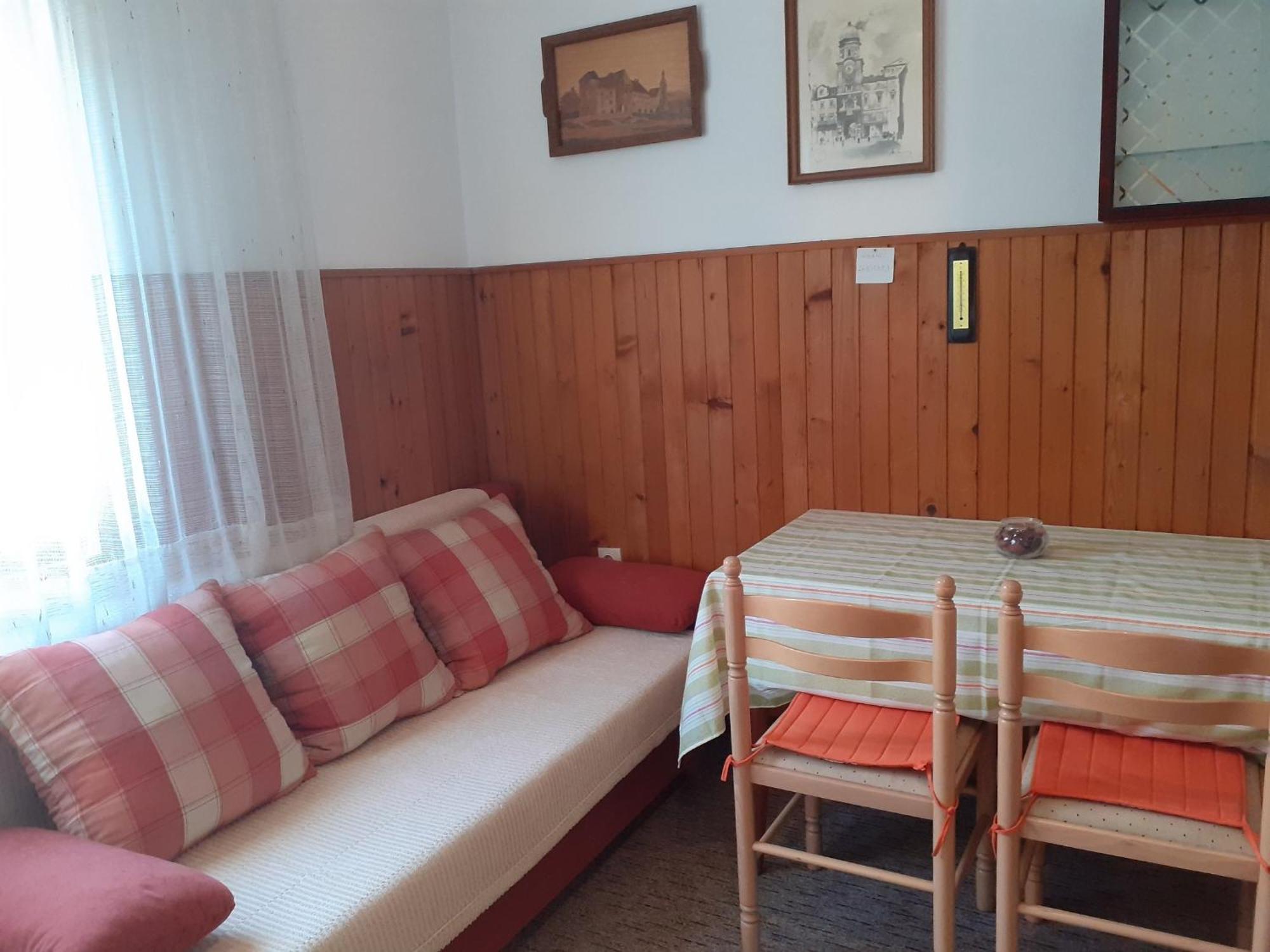 Apartment Simunec Malinska Bilik gambar