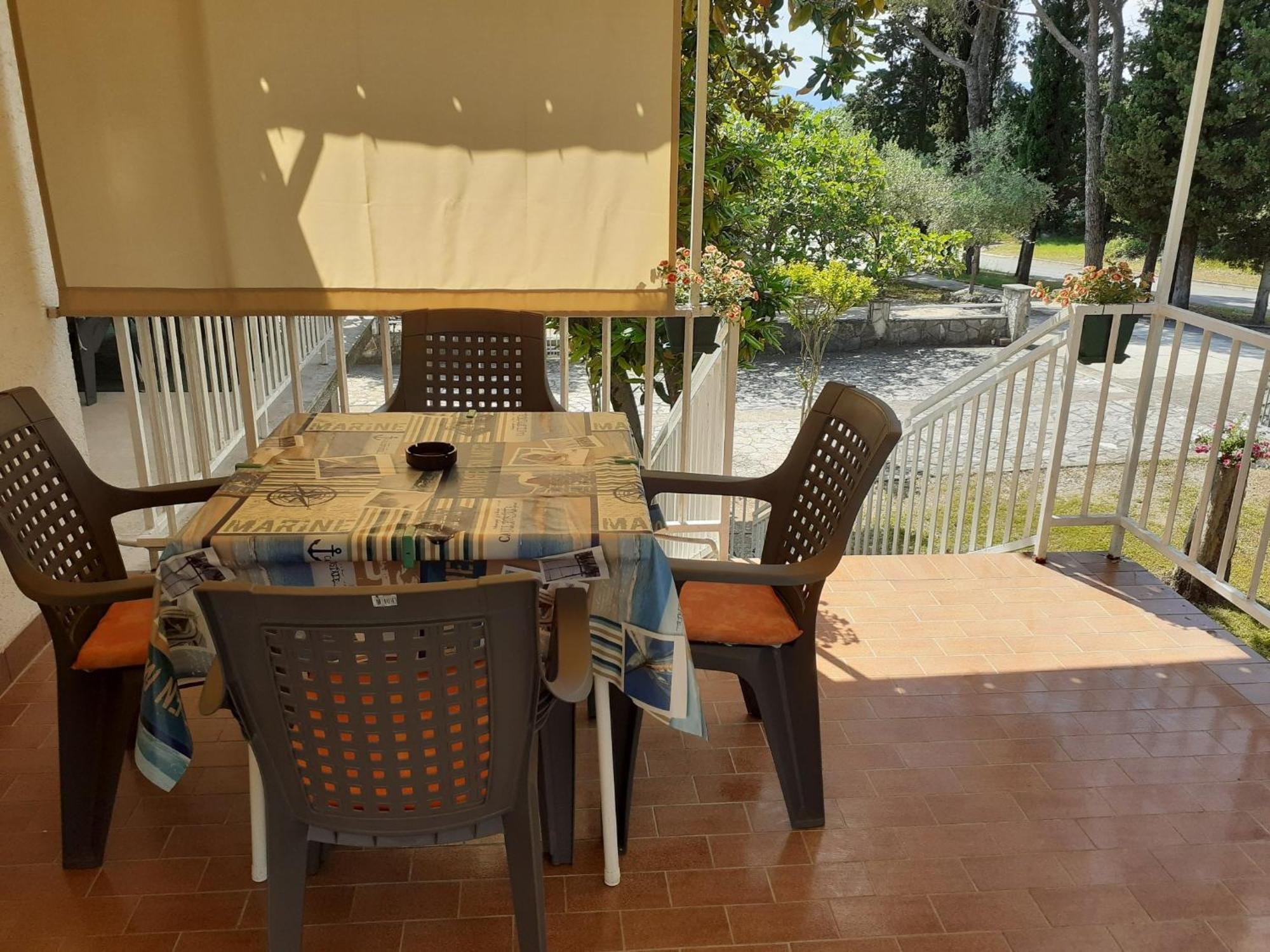 Apartment Simunec Malinska Bilik gambar